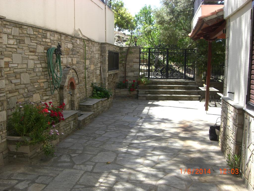 Villa Kirki Nea Iraklitsa Exterior foto